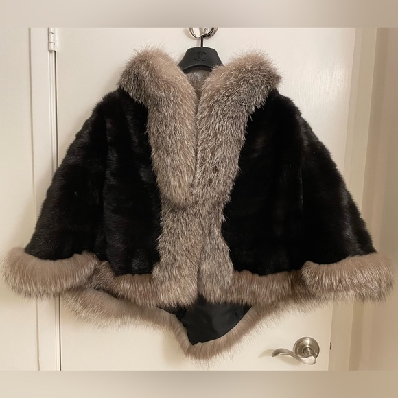 Jackets & Blazers - MINT cond GENUINE fully let out SAGA black MINK FUR cape with pastel FOX trim
